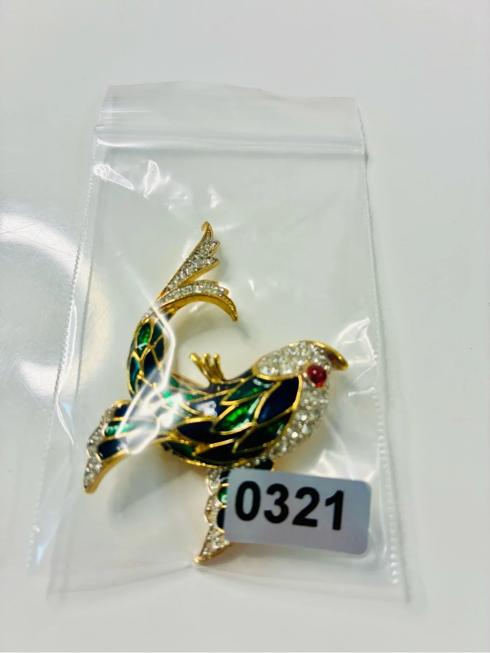VTG Gold-Tone Green & Blue Enamel Fish Brooch with Clear Crystal Accents EUC